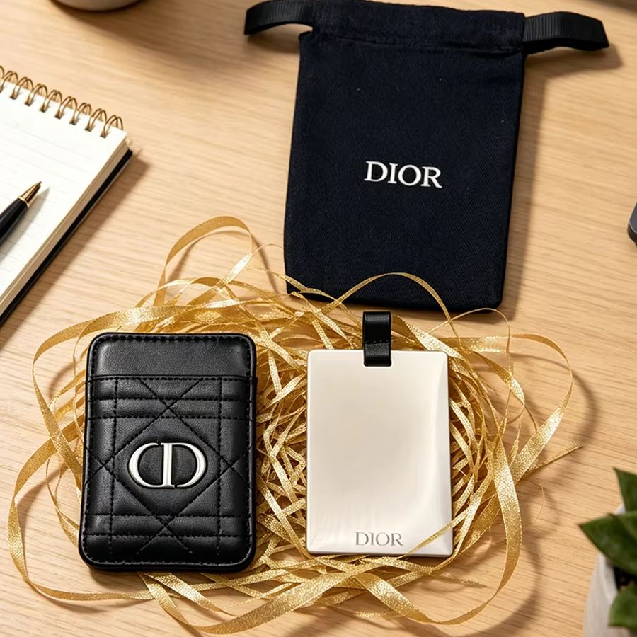 Dior Dior's Bag Multifunctione - Perfume Fine Fragrance recensie en prijs