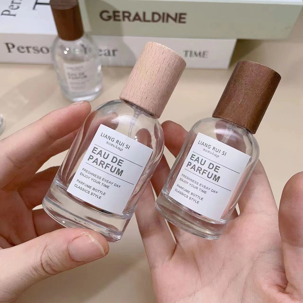 50 ml ronde glazen parfumflesj - Perfume Fragrance Story recensie en prijs